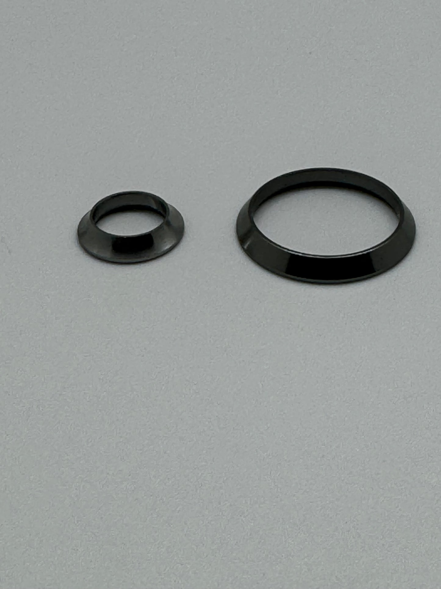 FLARED SMOOTH ALUMINUM WINDING CHECK/GUN METAL