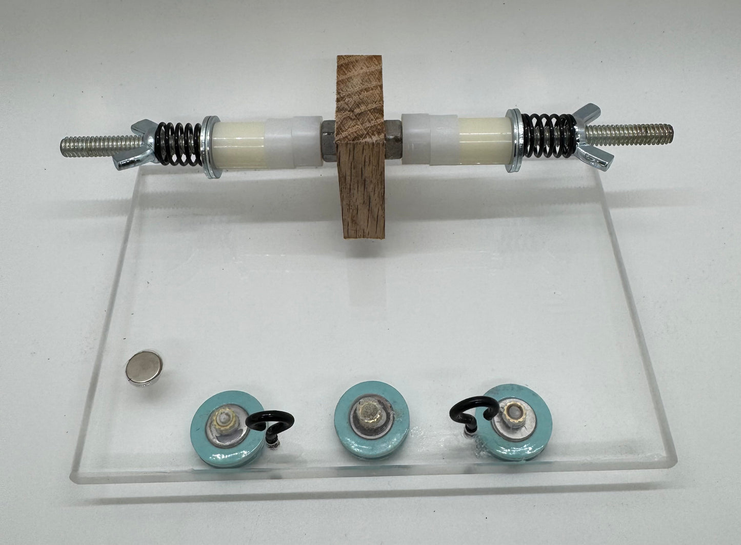THREAD CARRIAGE - MULTIPLE COLORS