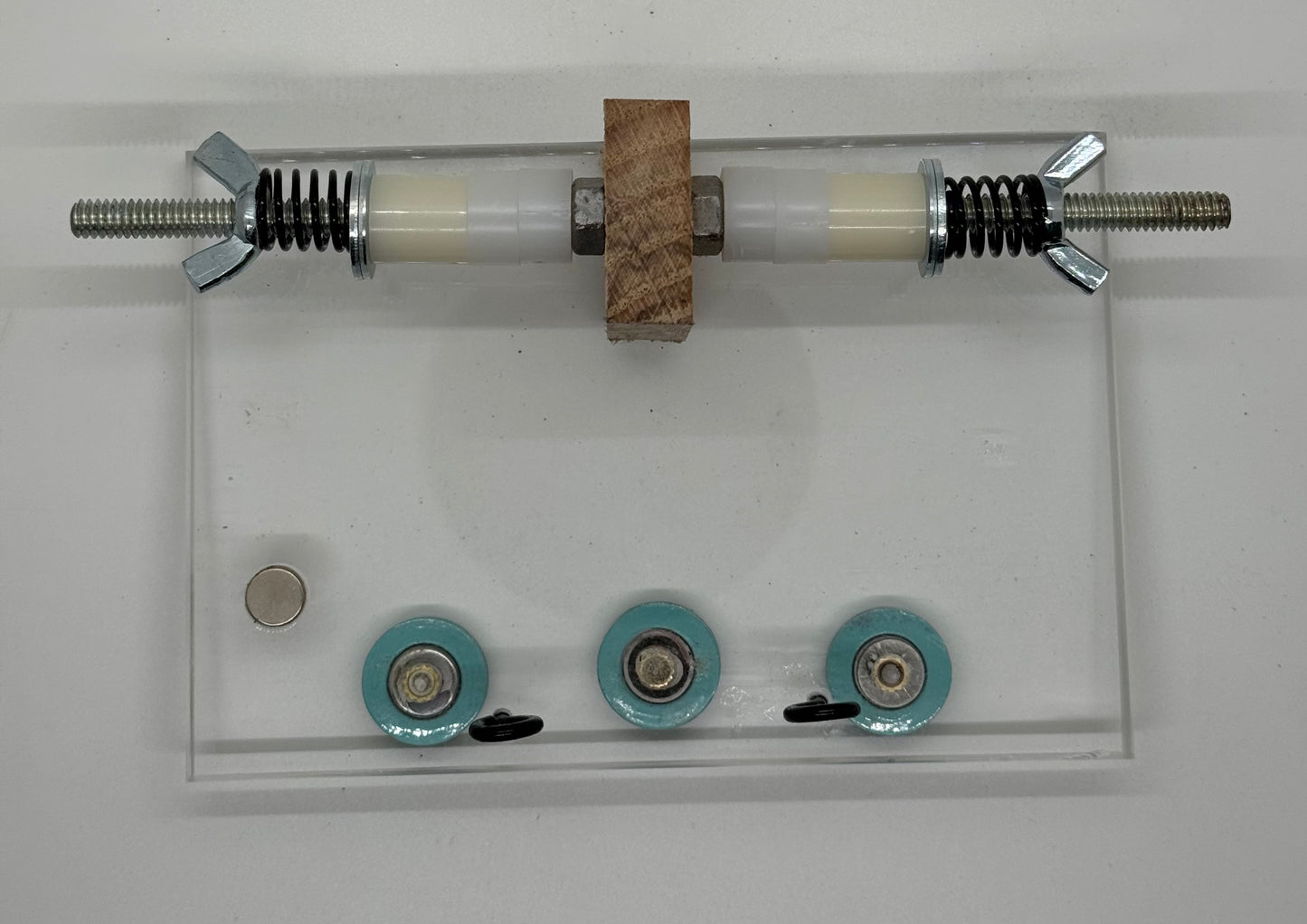 THREAD CARRIAGE - MULTIPLE COLORS